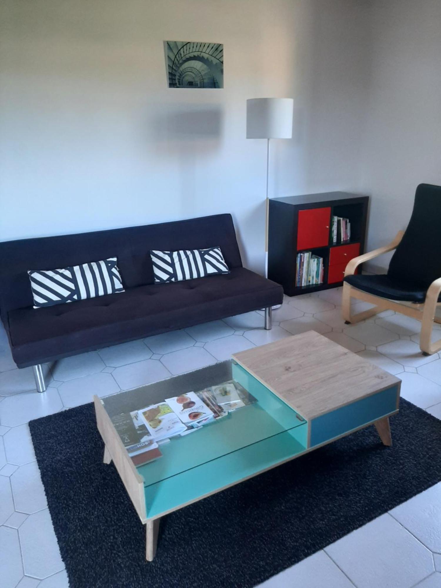 Appartement Avec Grand Jardin Et Parking, Uzès Esterno foto