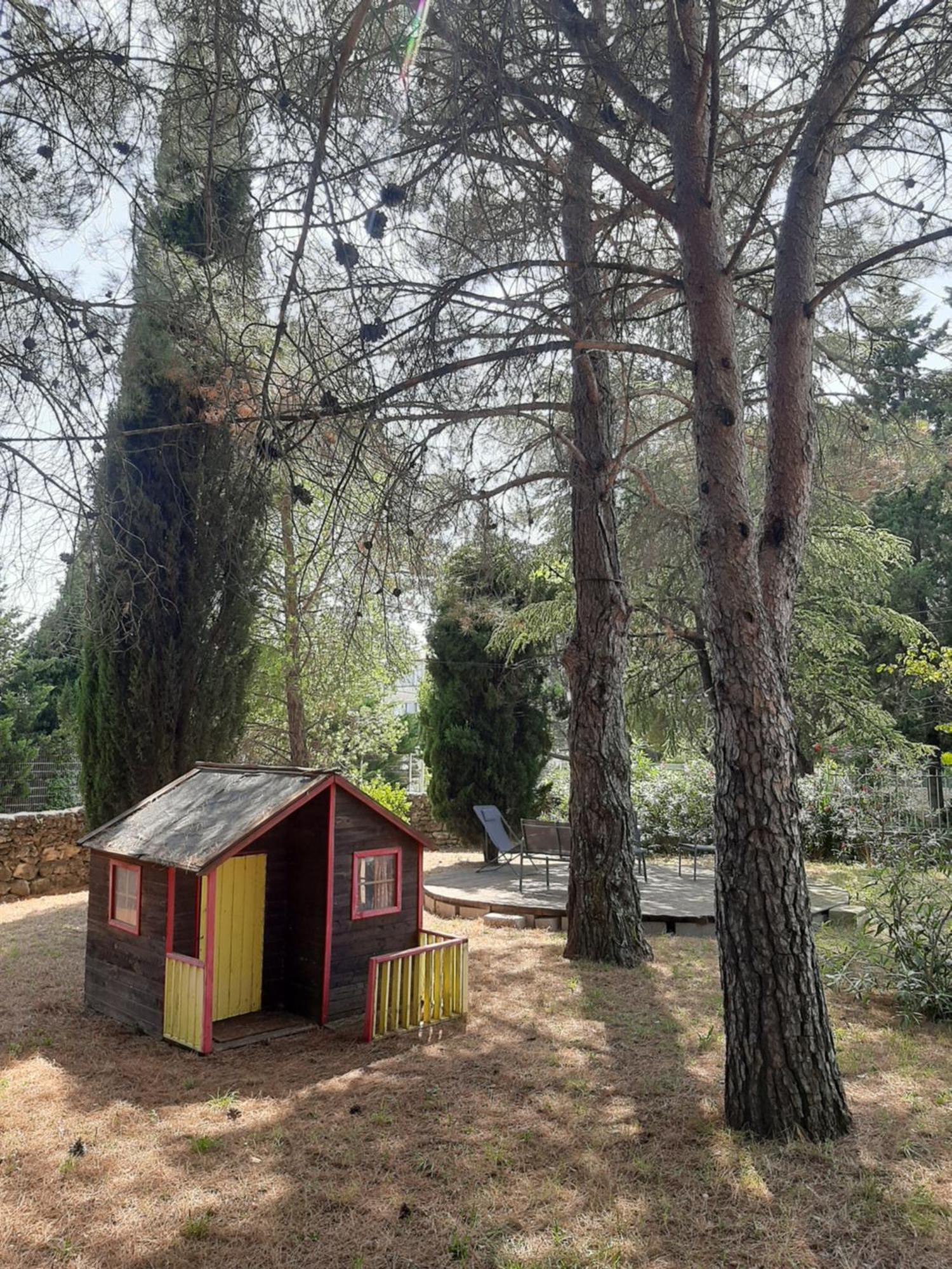 Appartement Avec Grand Jardin Et Parking, Uzès Esterno foto